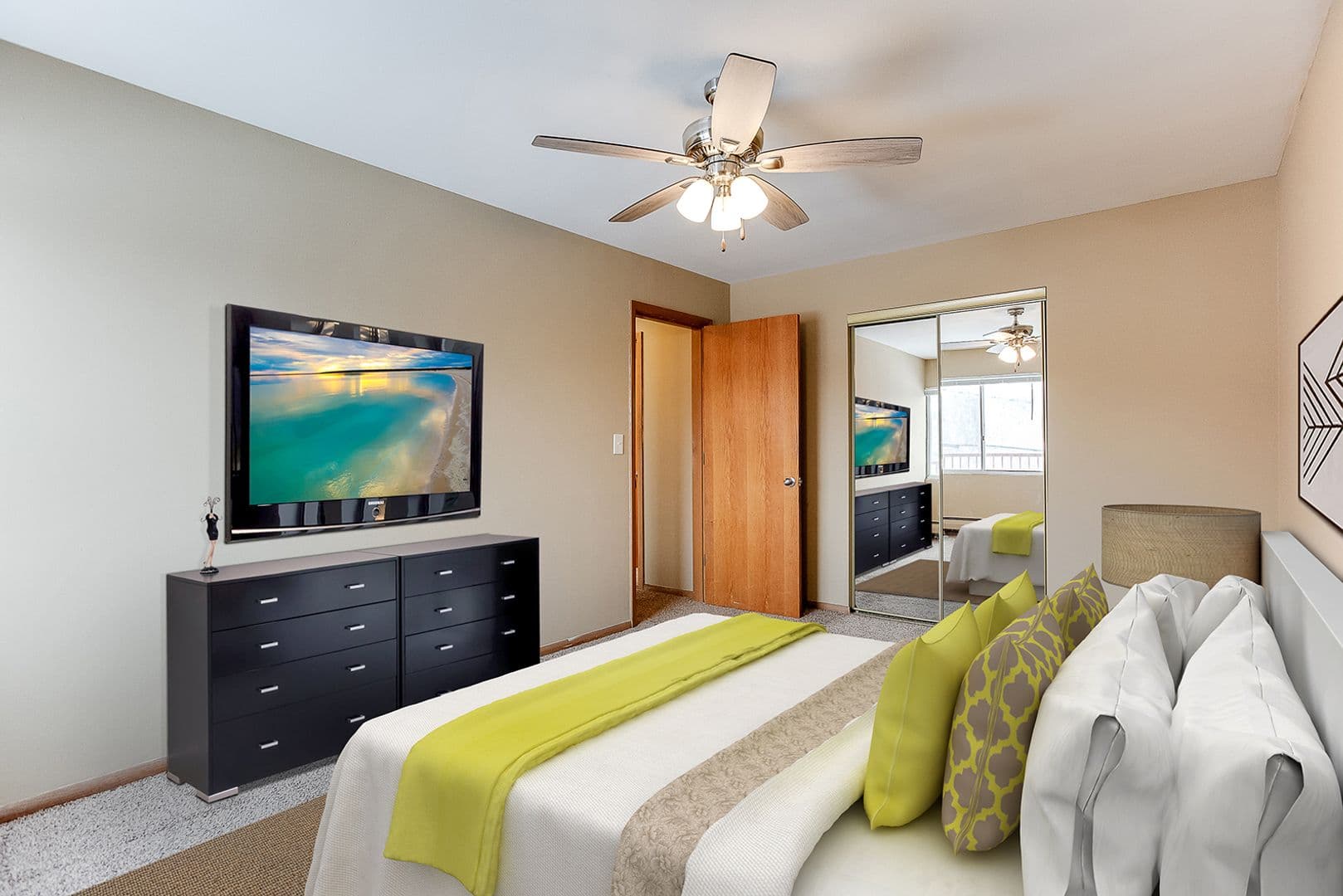 St. Paul Apartment: 2441 Youngman Ave