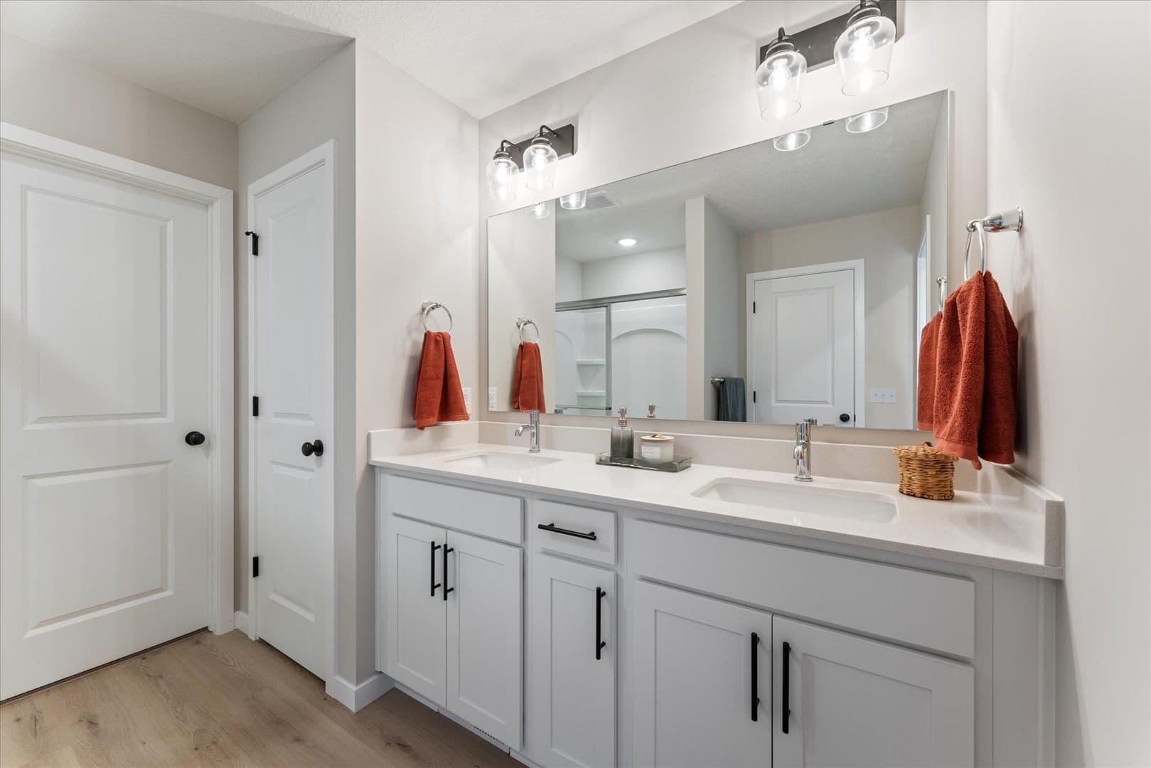 Woodbury Apartment: 10108 Sunbird Cir