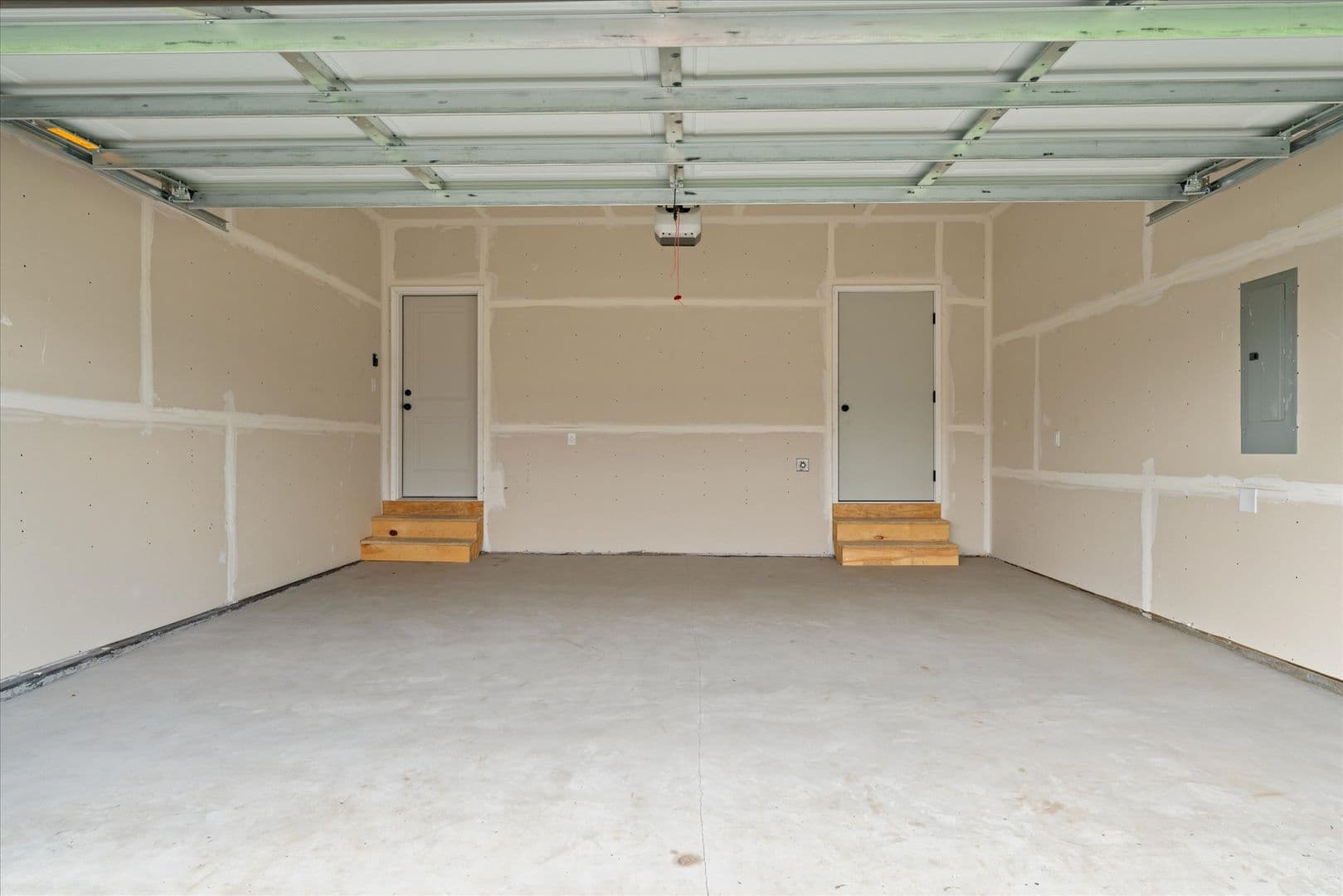 Woodbury Apartment: 10108 Sunbird Cir