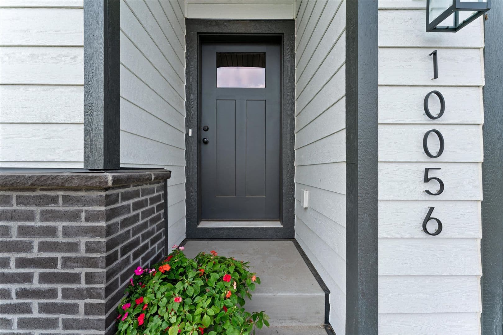 Woodbury Apartment: 10108 Sunbird Cir