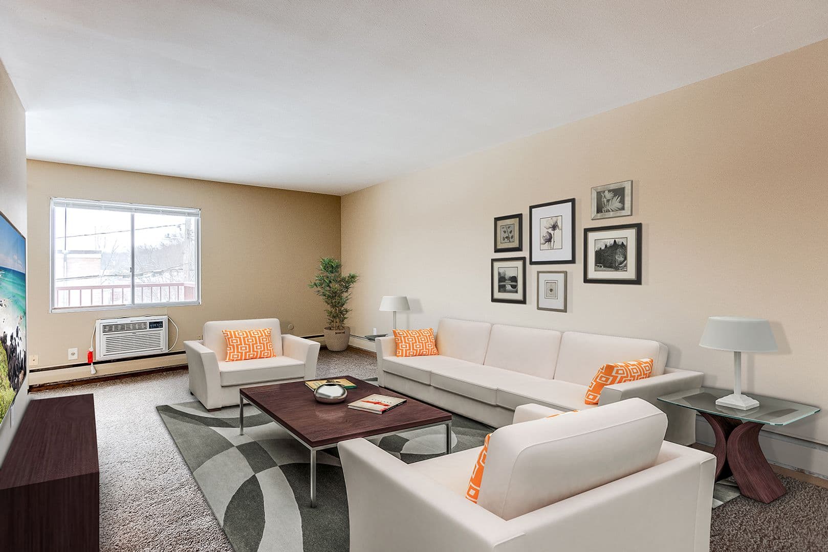 St. Paul Apartment: 2441 Youngman Ave