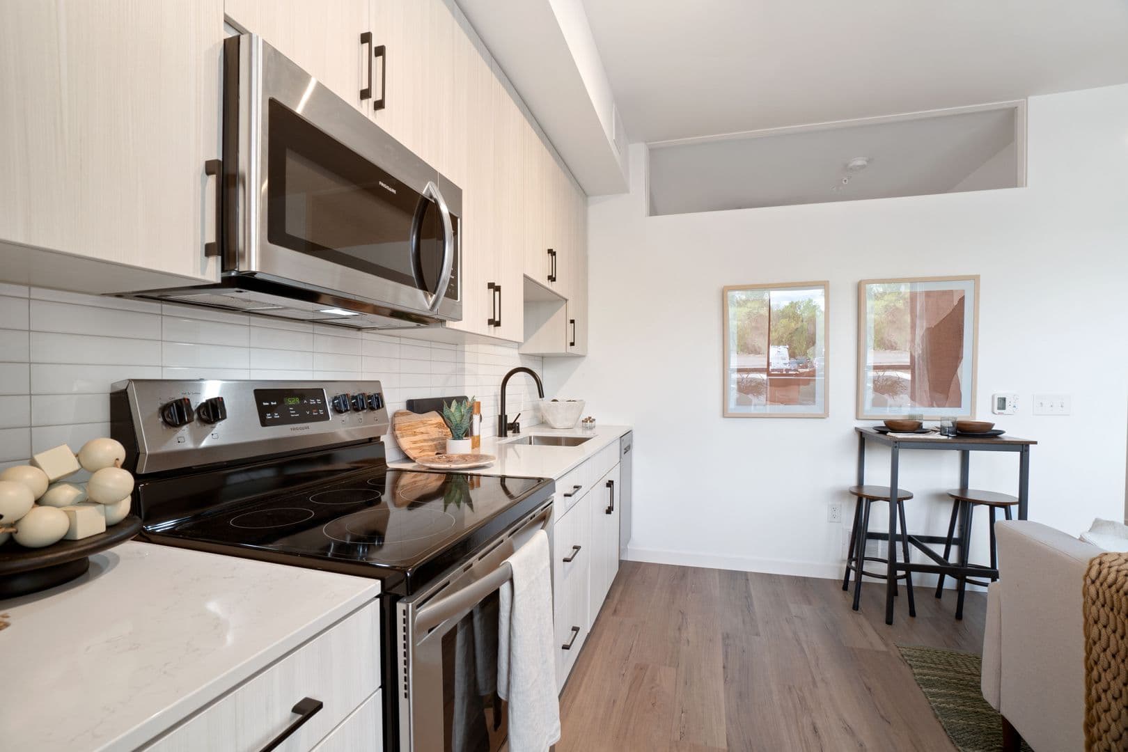 St Anthony Apartment: 3725 Stinson Blvd
