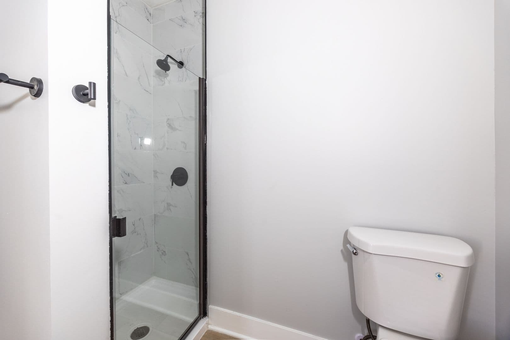 North Riverside Apartment: 8001 Edgewater Road