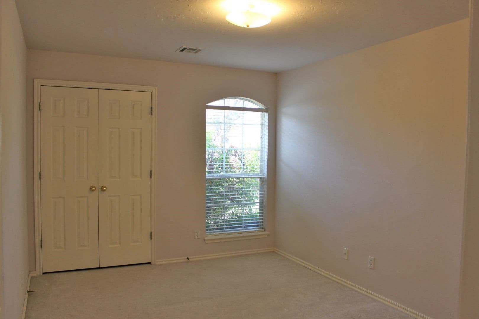 Edmond House: 1913 Del Simmons Drive