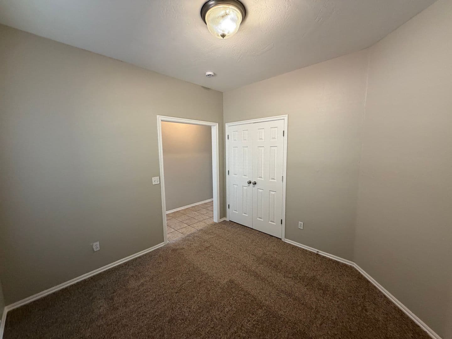 Mustang House: 411 South Pointe Lane