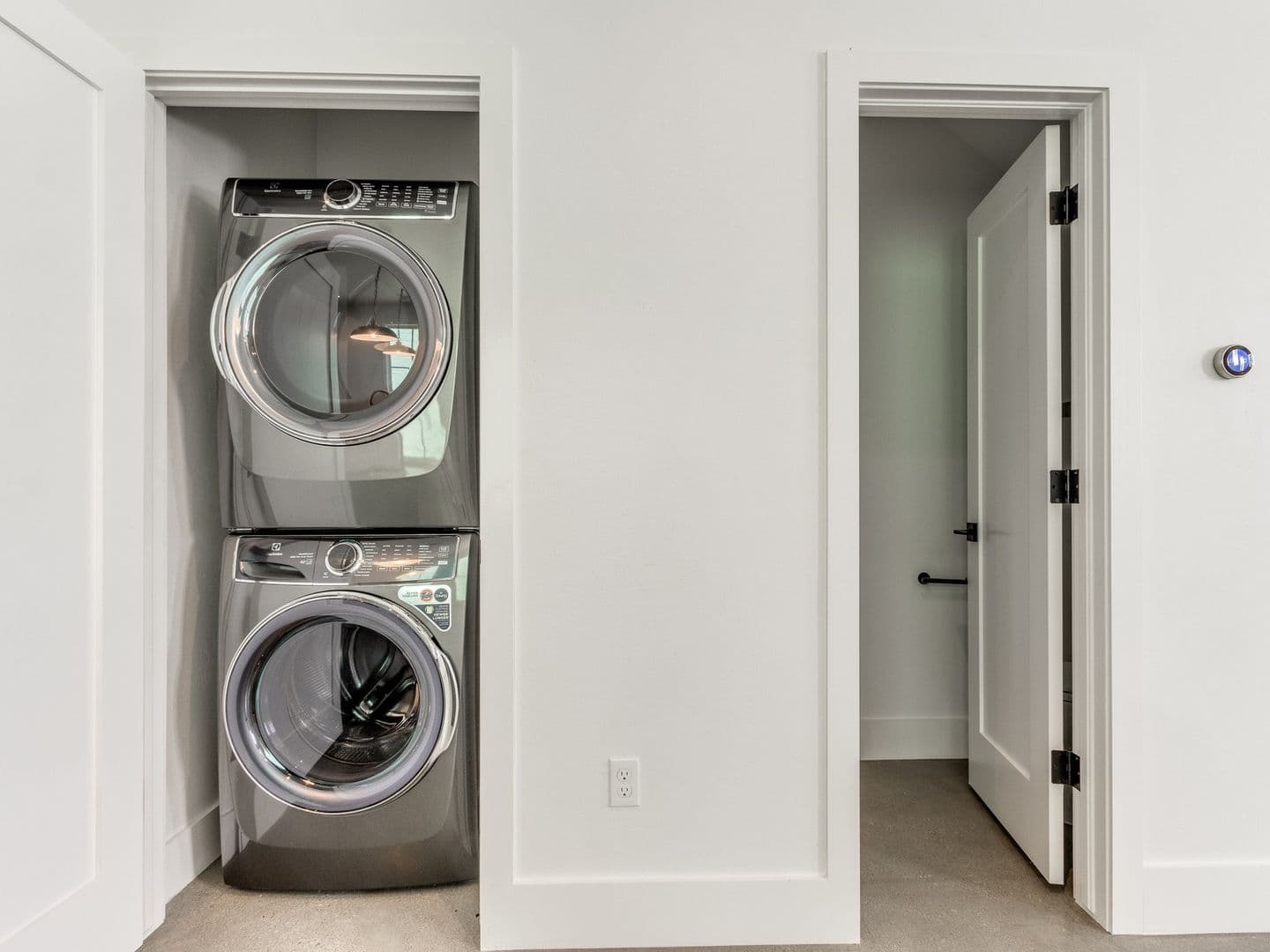 Oklahoma City House: 976 Hangar Drive