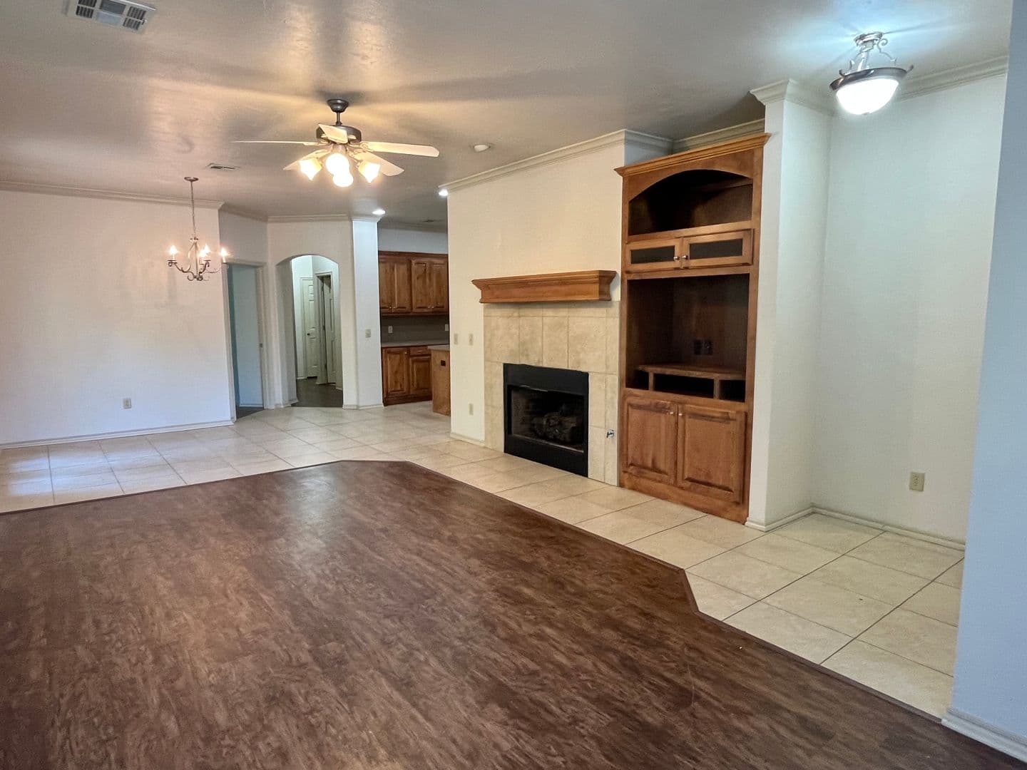 Edmond House: 618 Sisken Court
