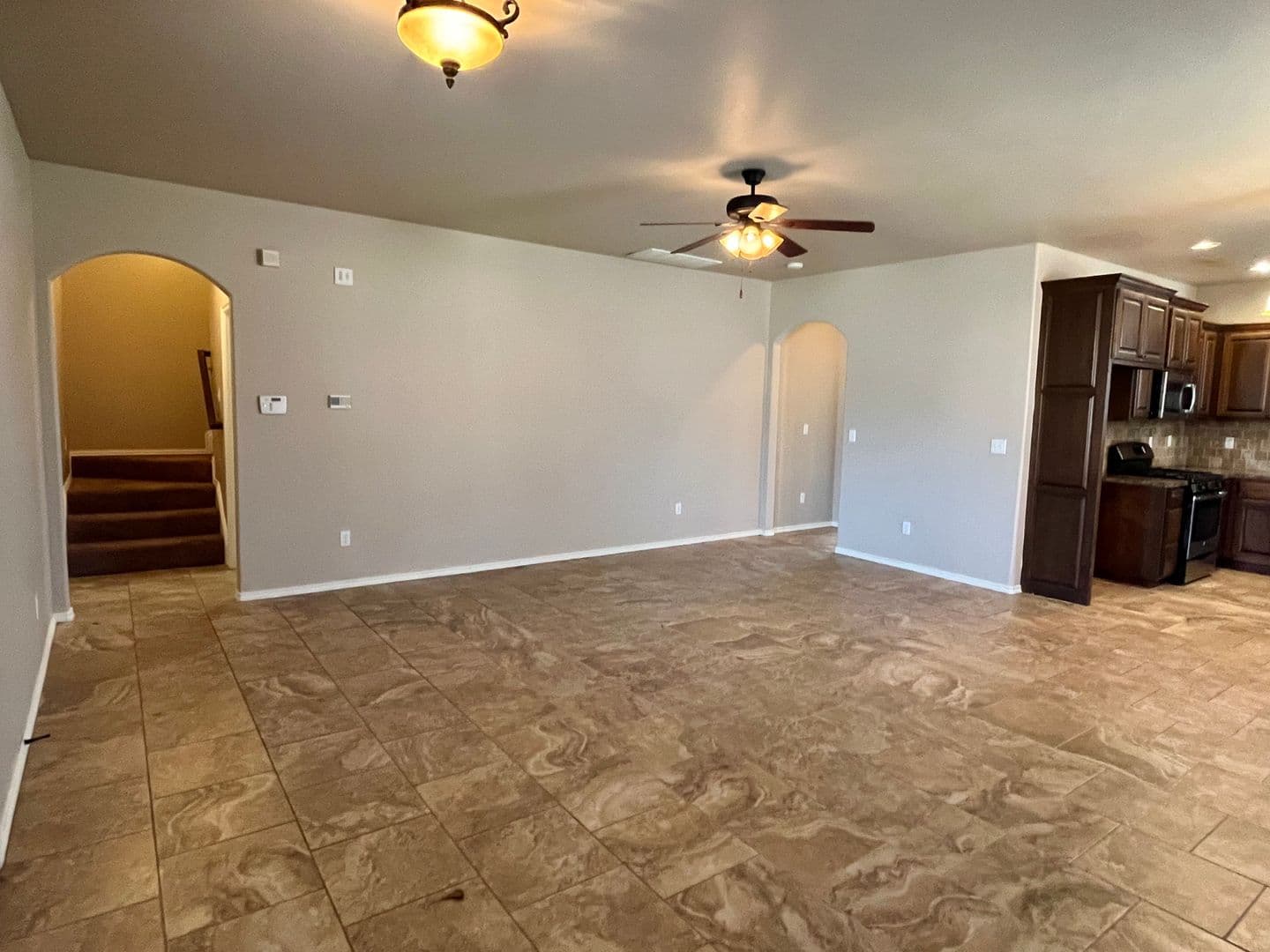 Yukon House: 11406 NW 121st Place