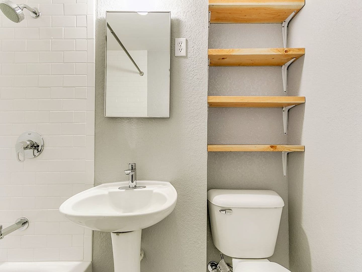Oklahoma City Apartment: 1000 NW 19th Street