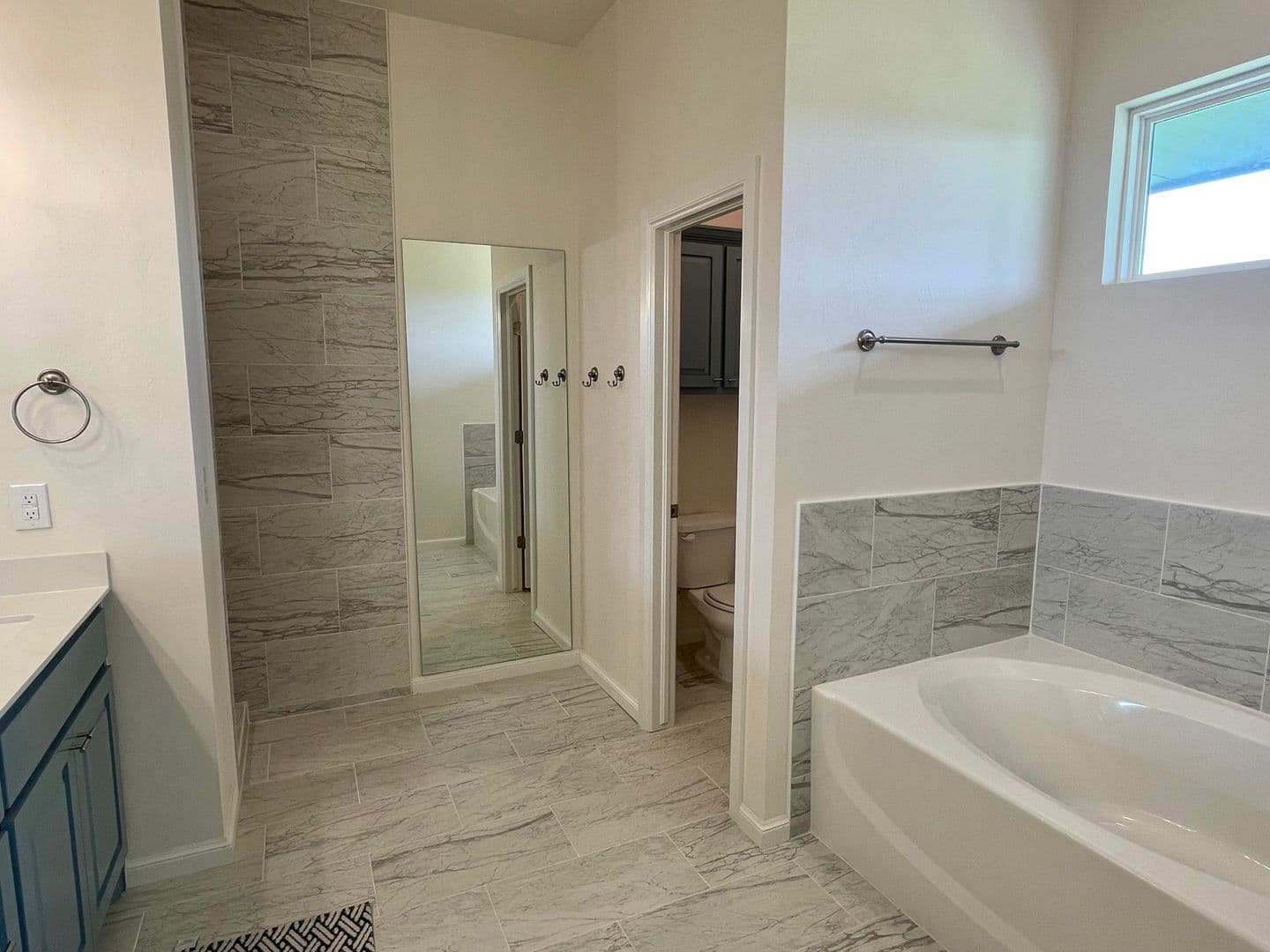 Norman House: 604 Summit Point Court