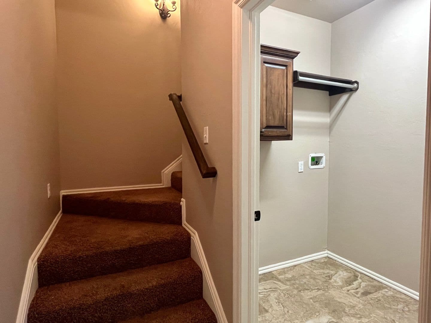 Yukon House: 11406 NW 121st Place