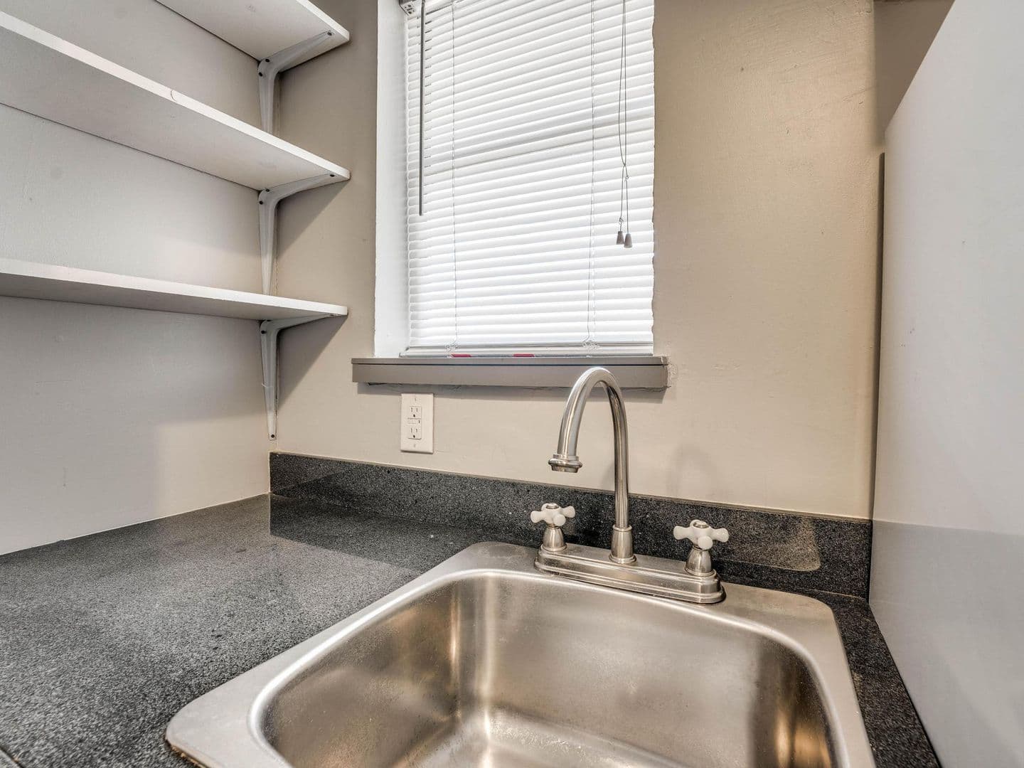 Oklahoma City Apartment: 1000 NW 19th Street