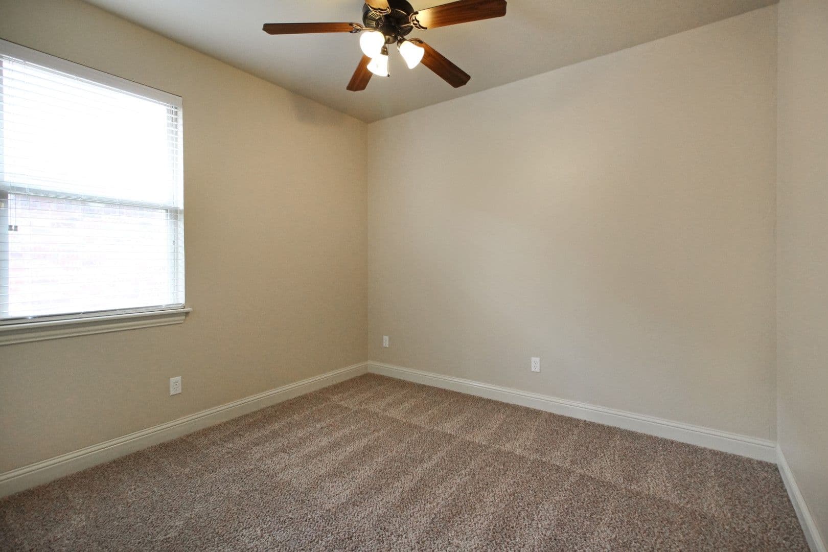 Edmond House: 15309 Cardinal Nest Drive
