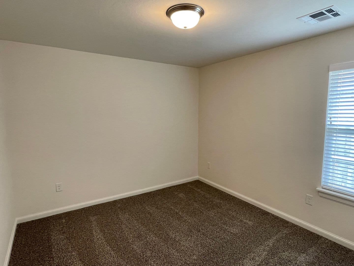Norman House: 604 Summit Point Court