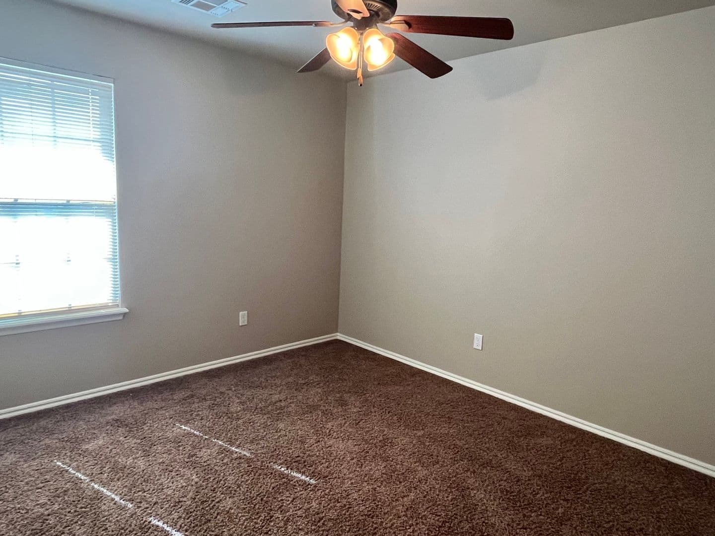 Yukon House: 11406 NW 121st Place