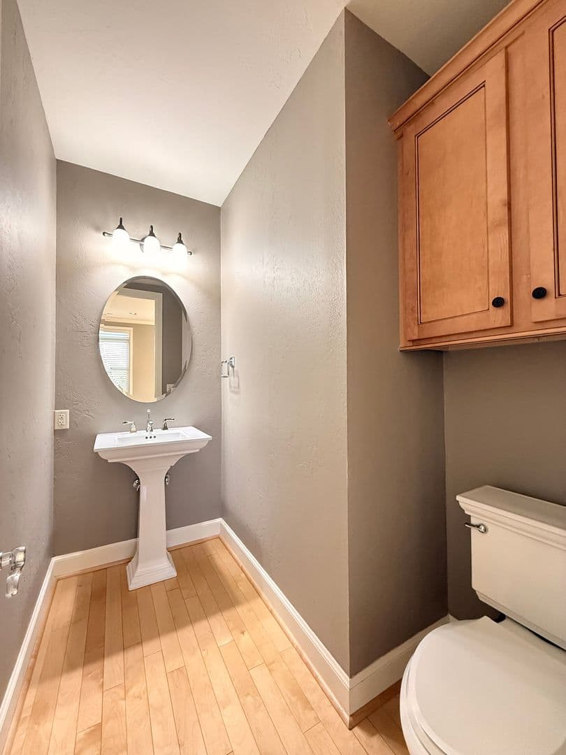Oklahoma City House: 200 Russell M Perry Avenue
