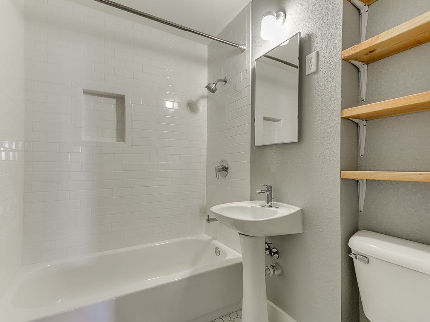 Oklahoma City Apartment: 1000 NW 19th Street