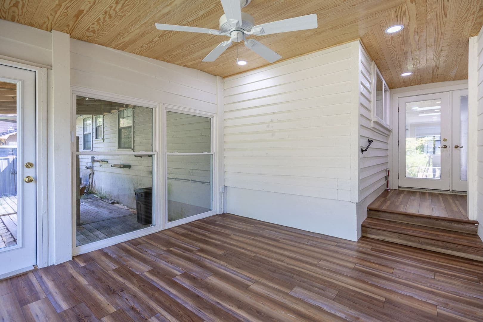 Daphne House: 9 Parma Dr.
