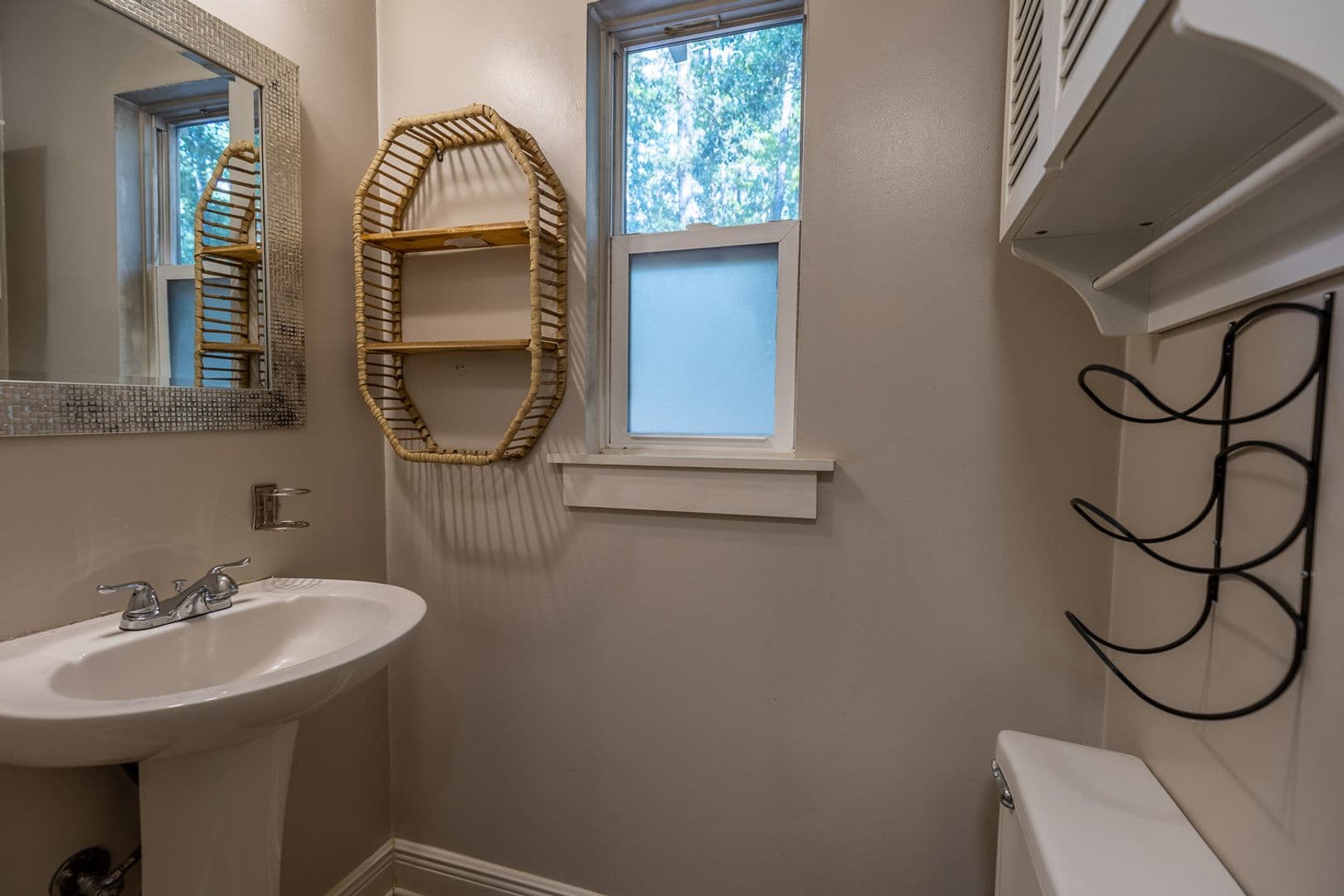 Fairhope House: 15750 Scenic Hwy. 98