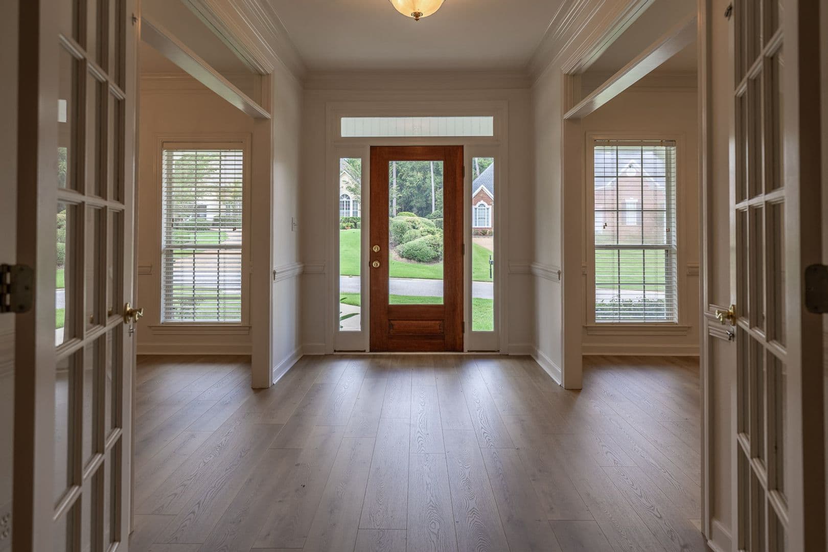 Fairhope House: 212 North Cir.