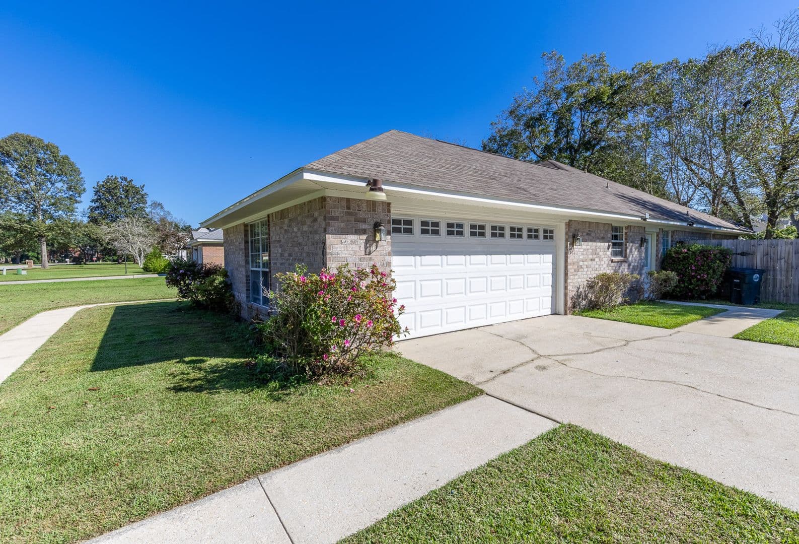 Fairhope House: 20860 Lowry Drive