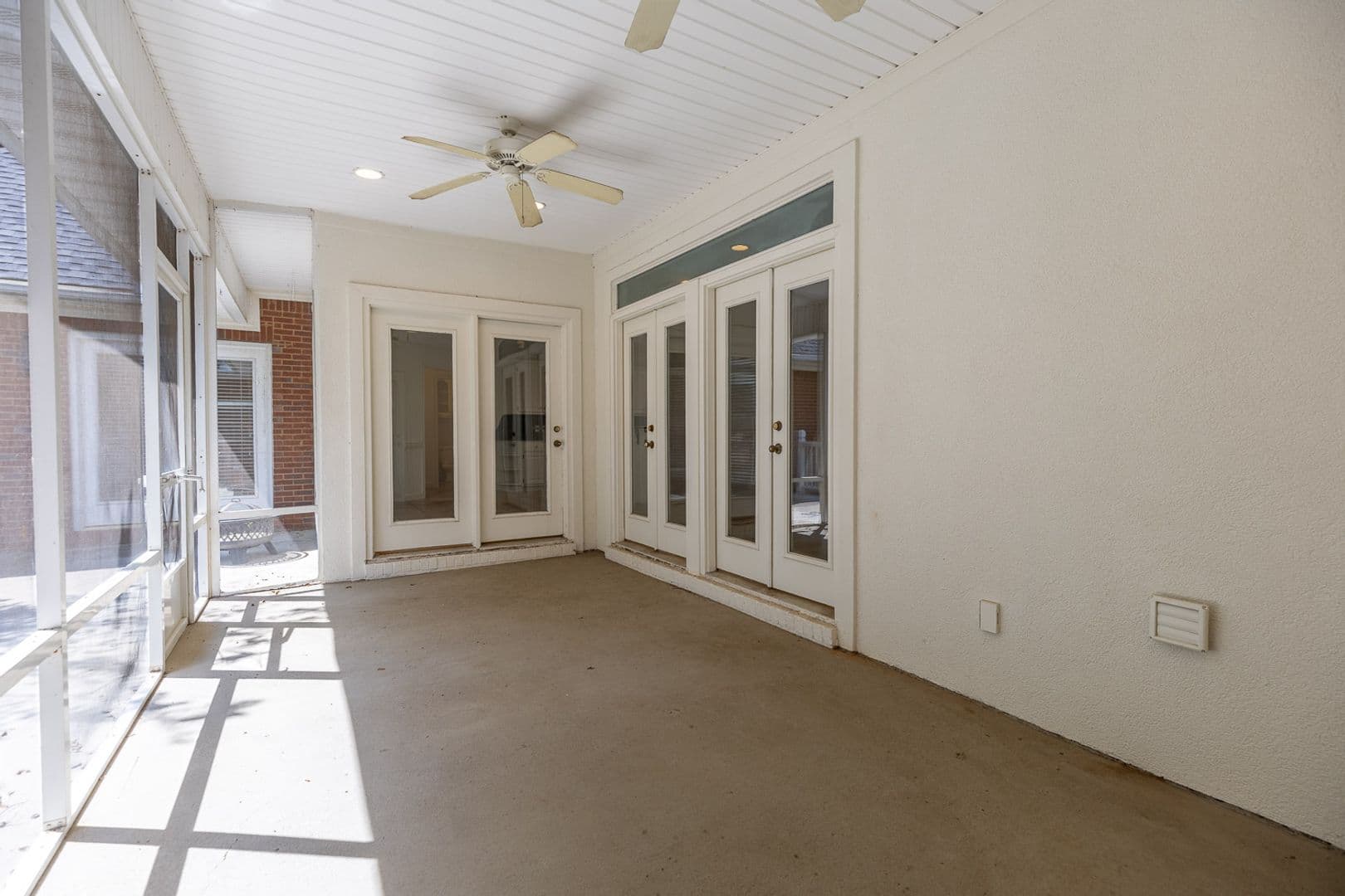 Fairhope House: 212 North Cir.