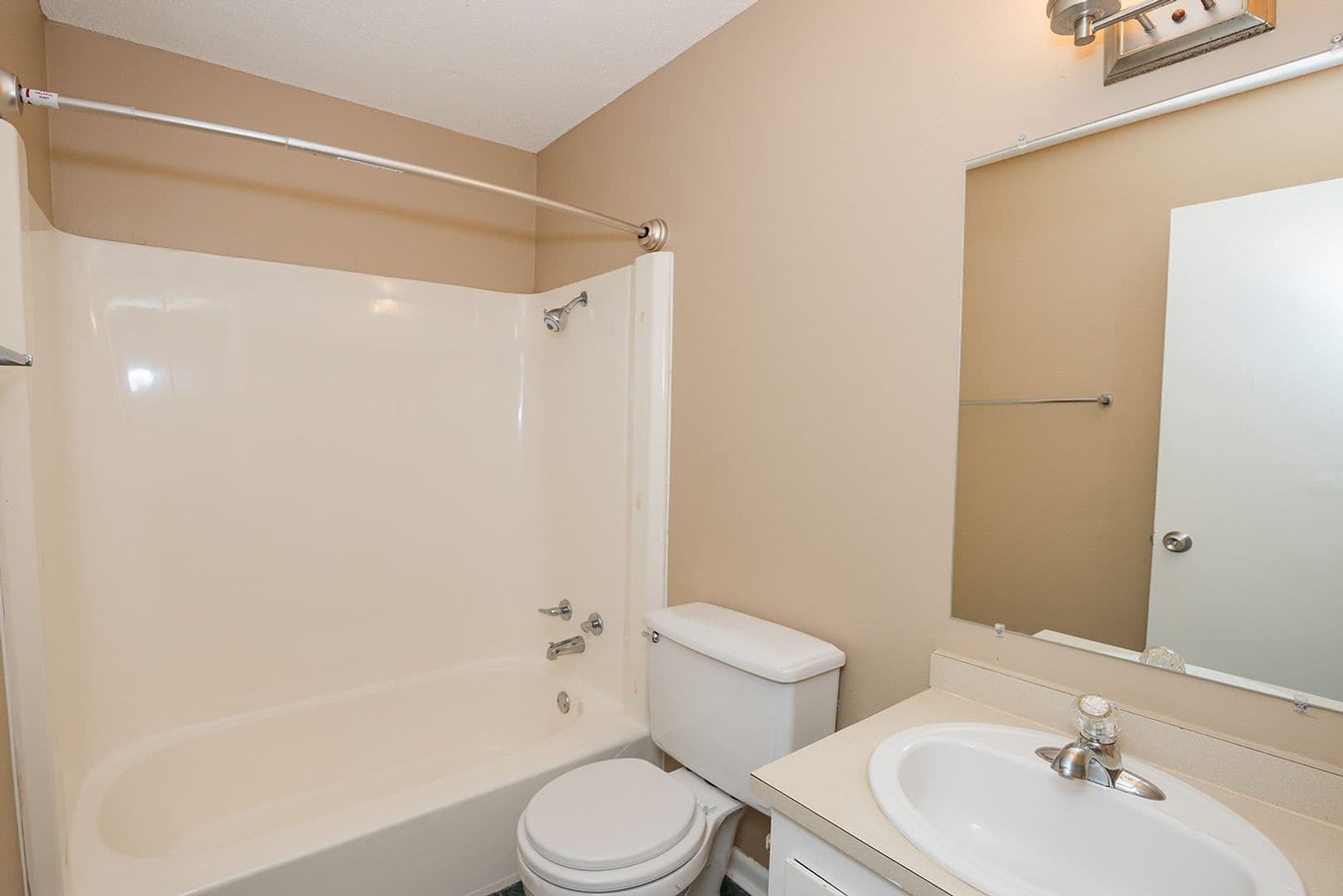 Fairhope Apartment: 208 Fairhope Ave.
