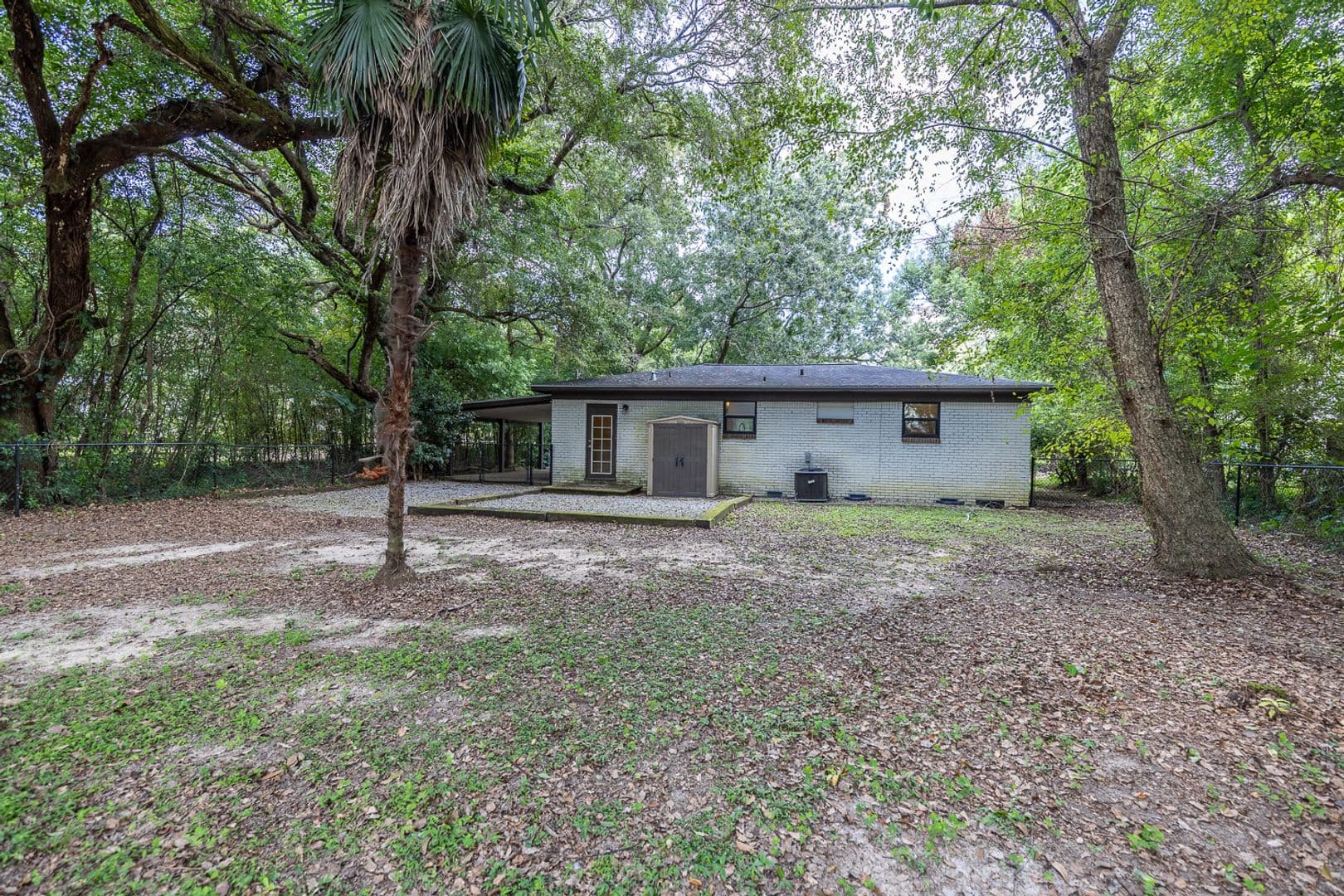 Fairhope House: 556 Middle St