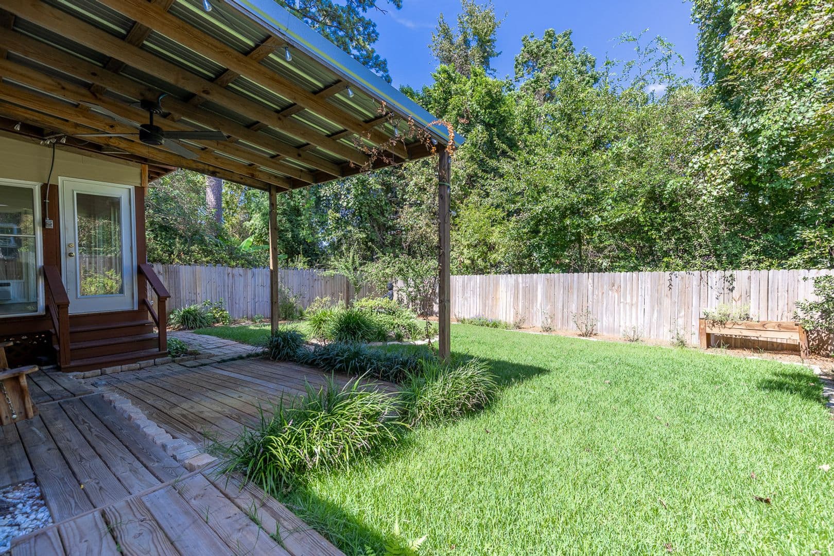 Daphne House: 9 Parma Dr.