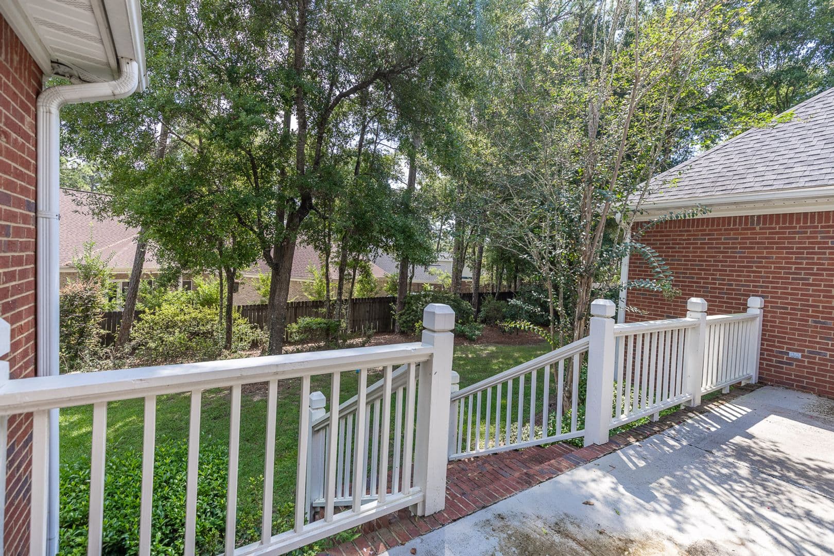 Fairhope House: 212 North Cir.