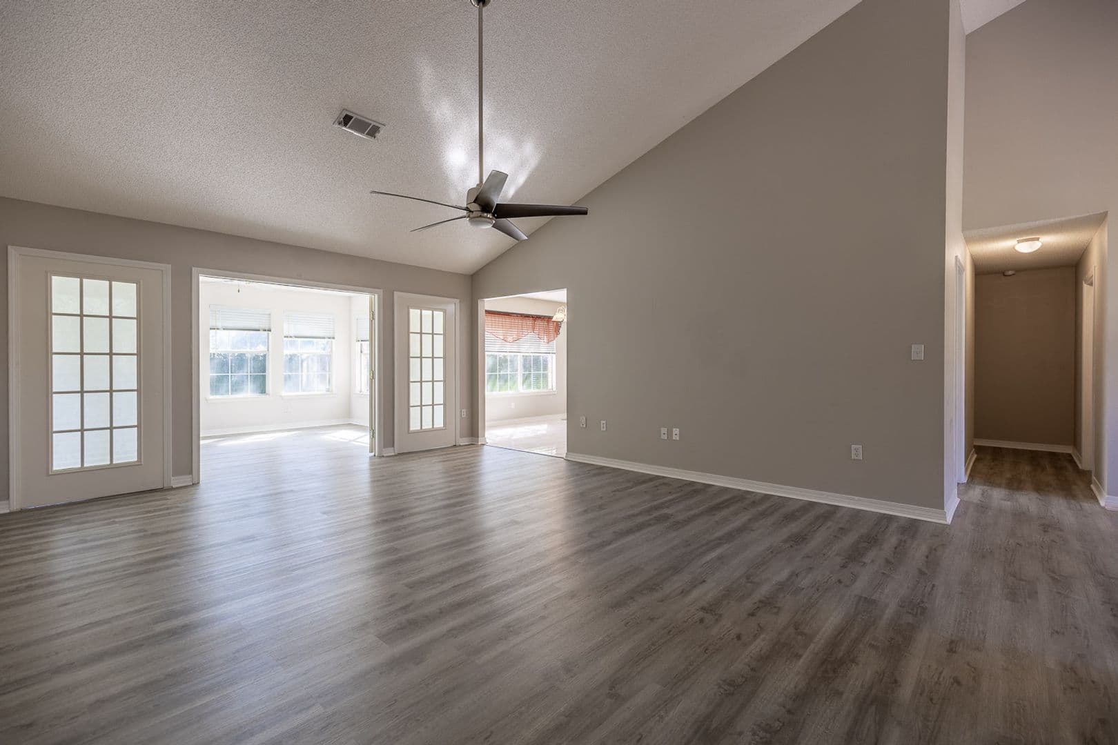 Fairhope House: 20860 Lowry Drive