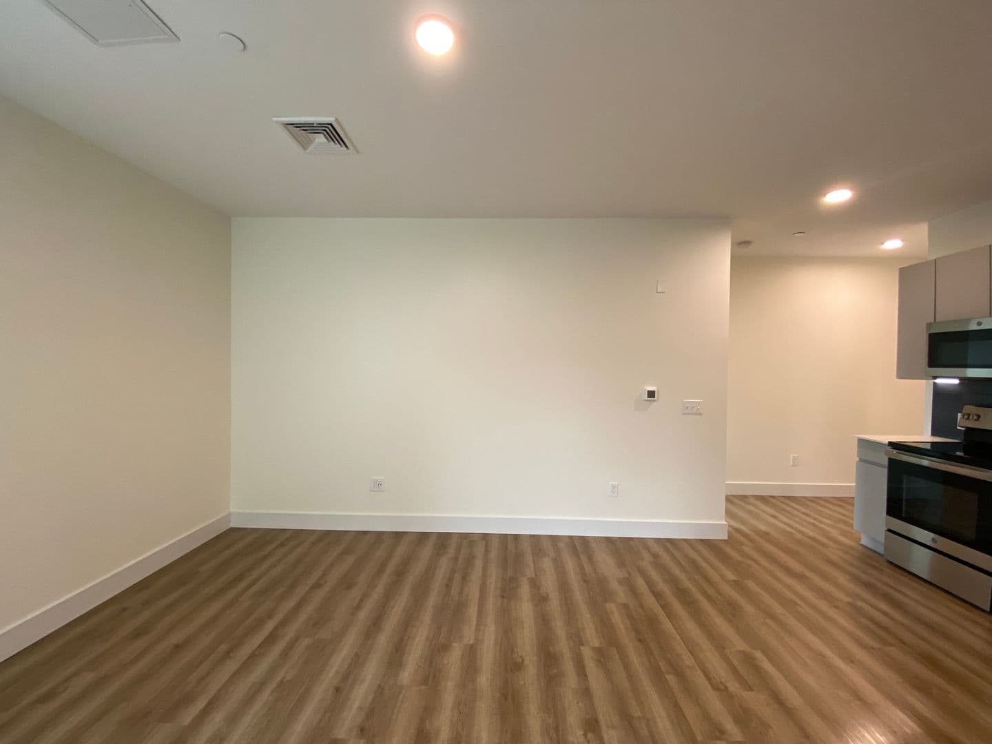 West Hartford Apartment: 1 Park Rd