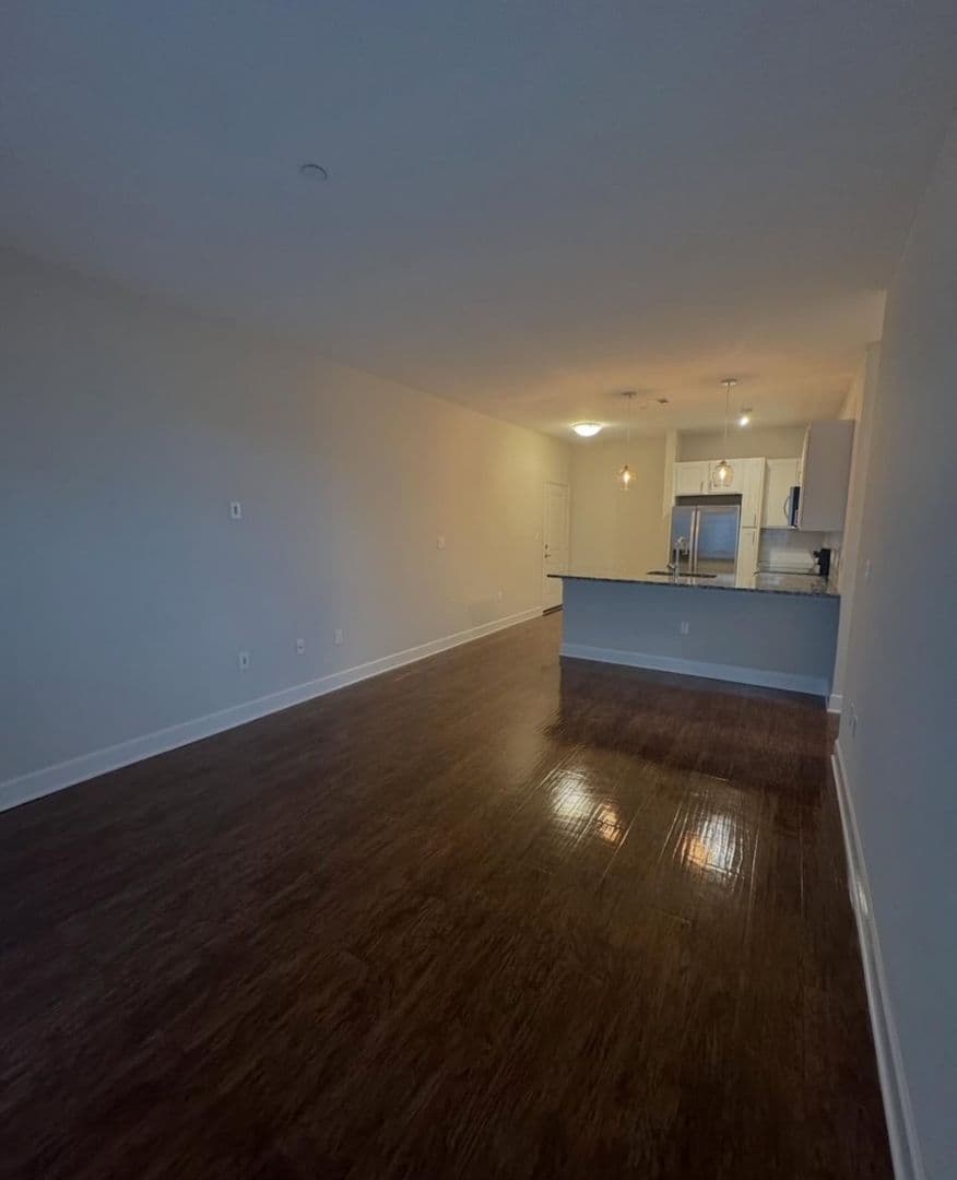 Old Saybrook Apartment: 7 N Main St