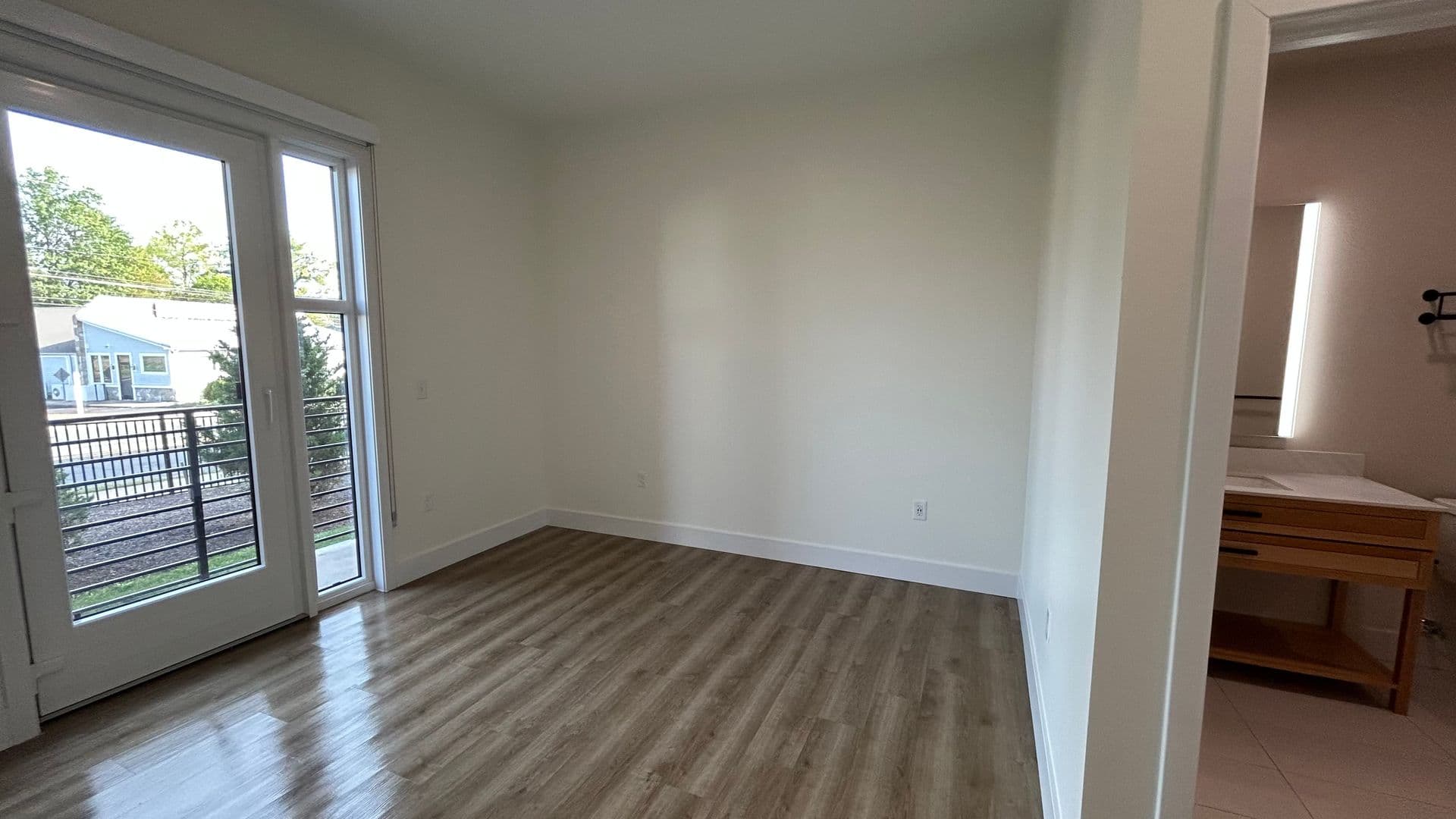 West Hartford Apartment: 1 Park Rd
