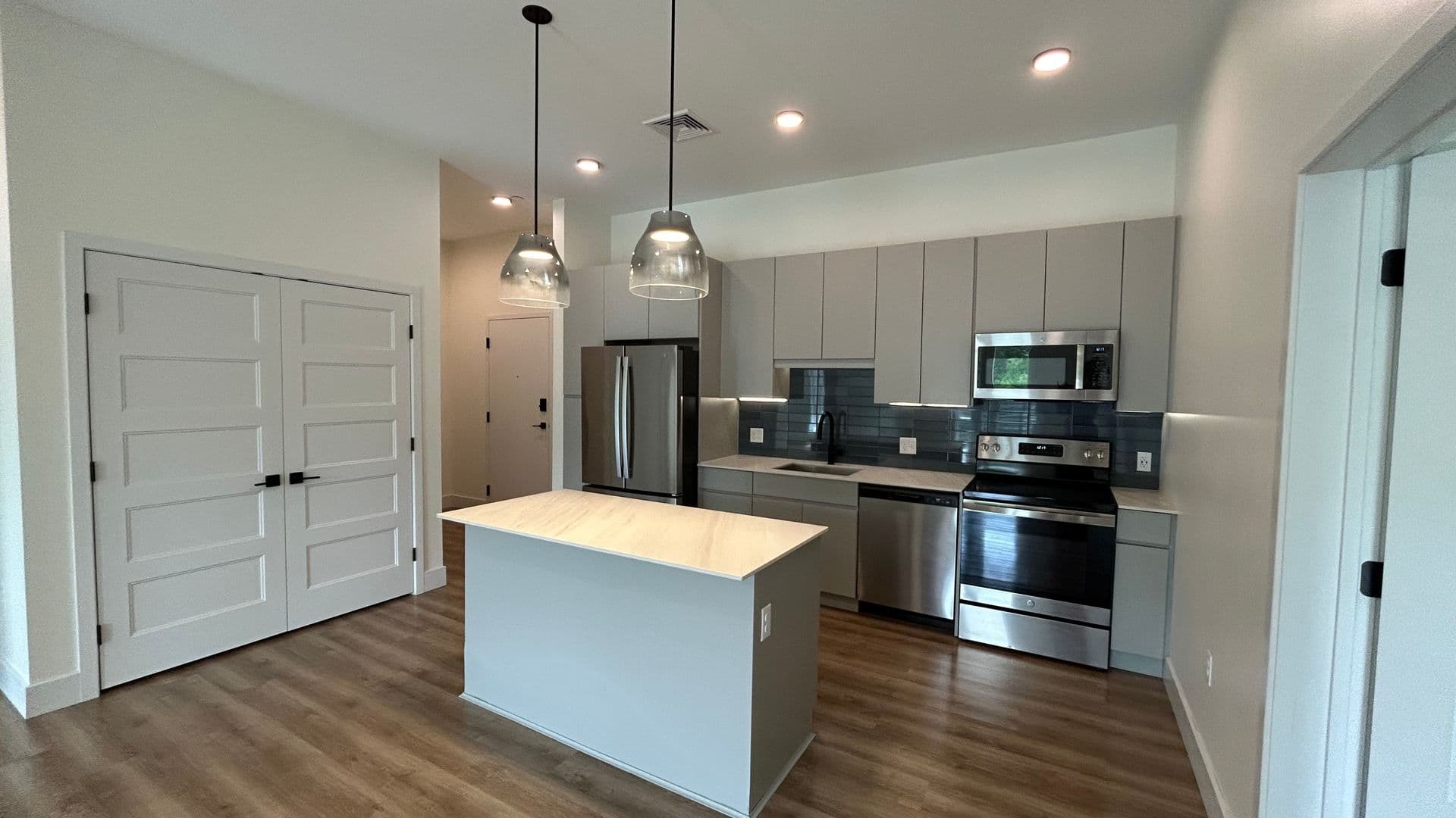 West Hartford Apartment: 1 Park Rd