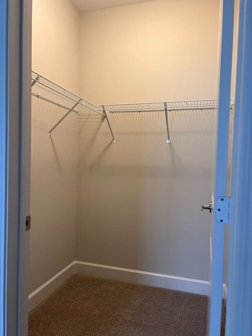 Old Saybrook Apartment: 7 N Main St
