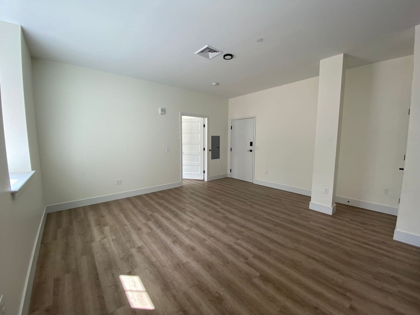 West Hartford Apartment: 1 Park Rd