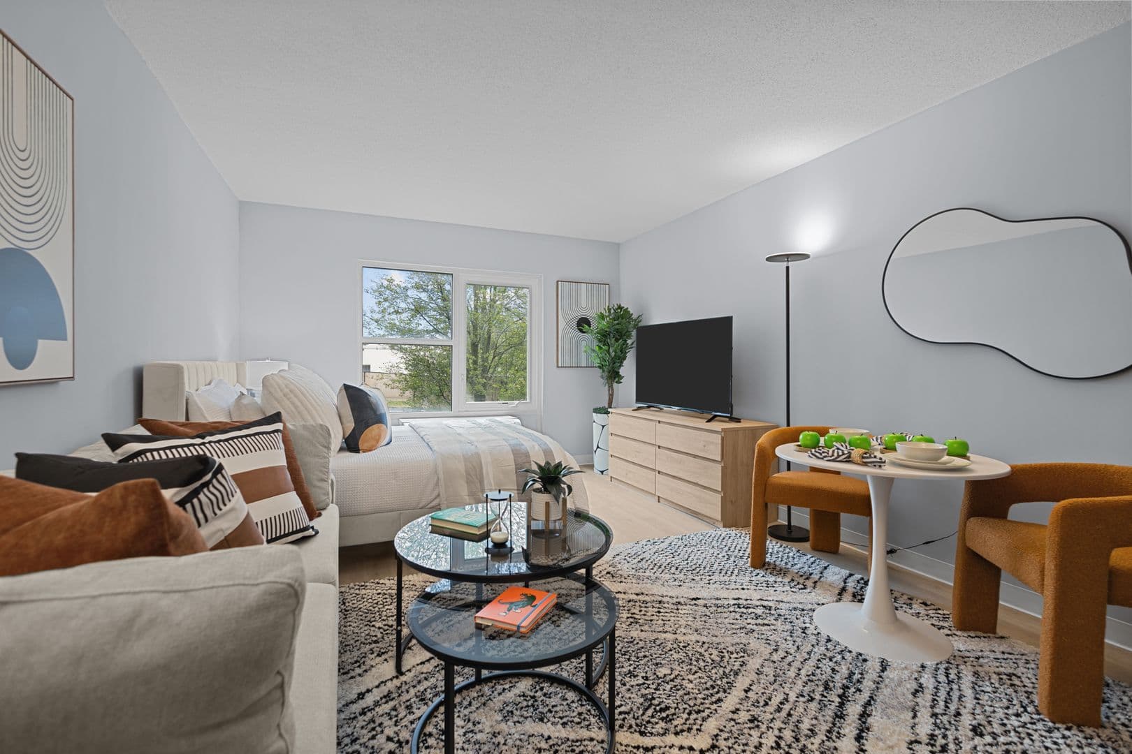 Warwick Apartment: 1850 Post Road