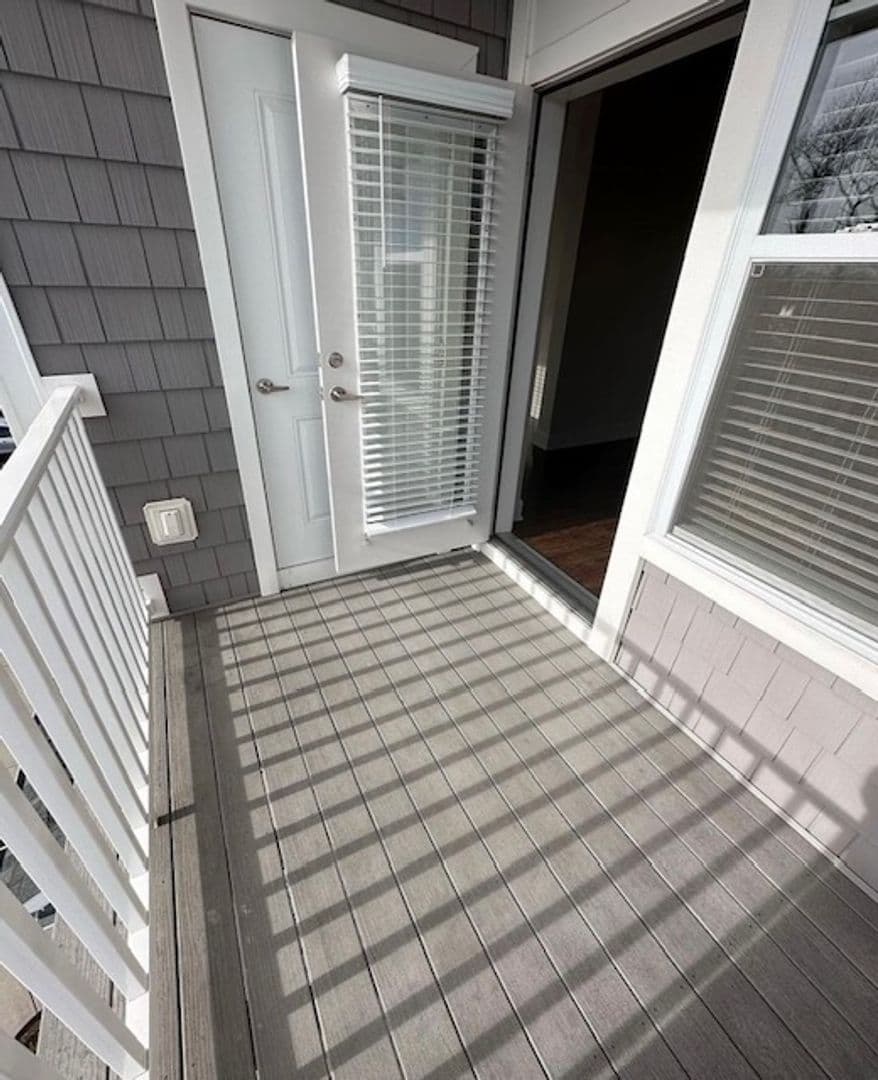 Old Saybrook Apartment: 7 N Main St