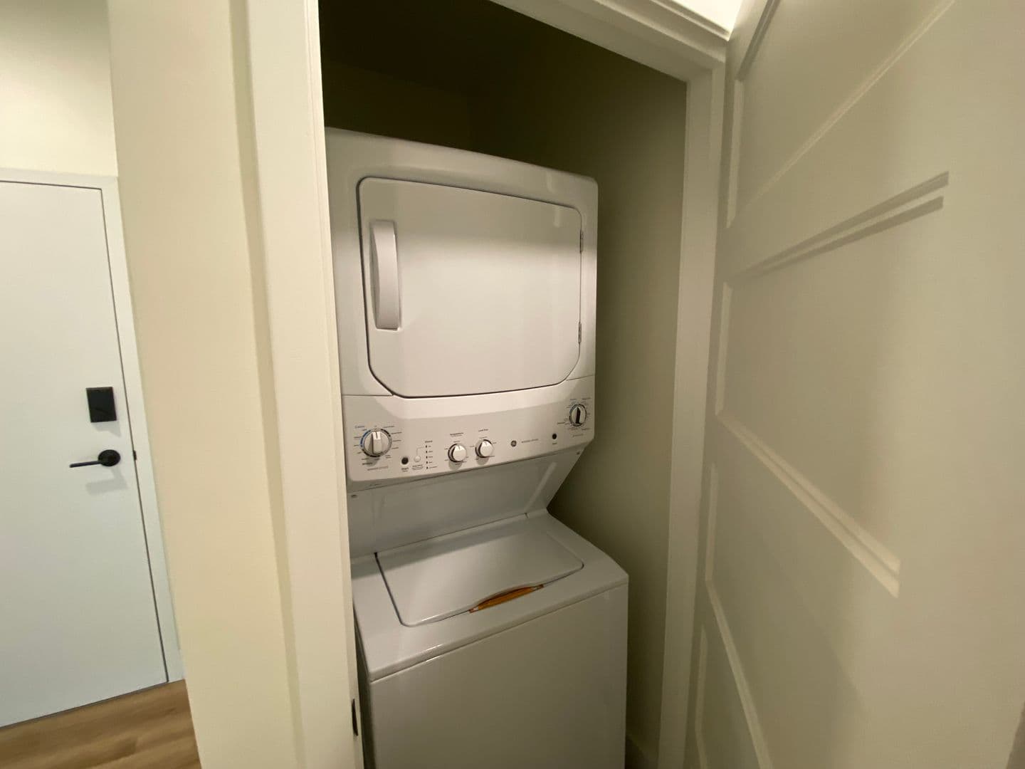 West Hartford Apartment: 1 Park Rd