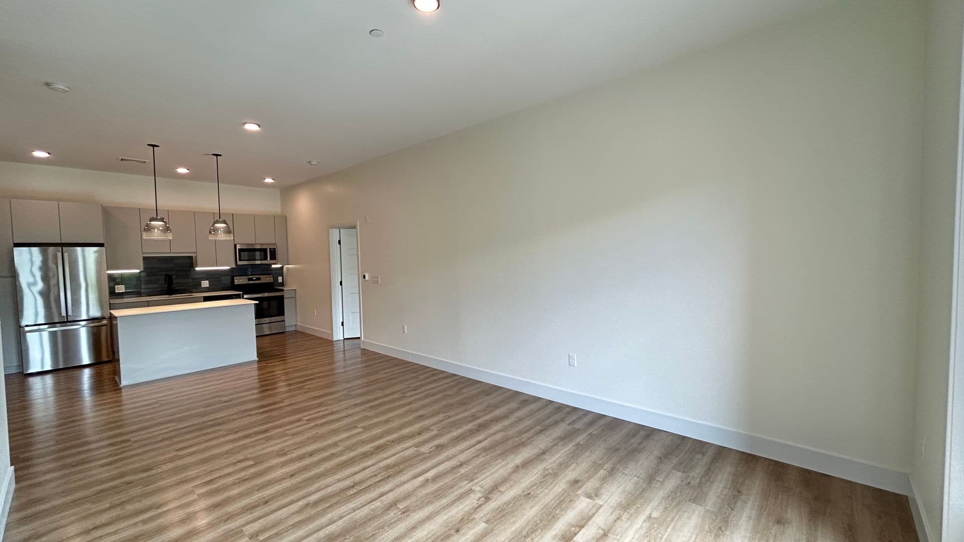 West Hartford Apartment: 1 Park Rd