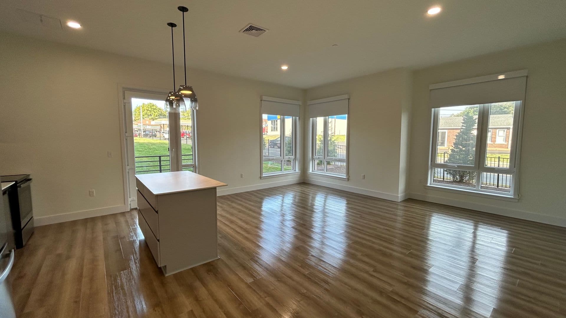 West Hartford Apartment: 1 Park Rd