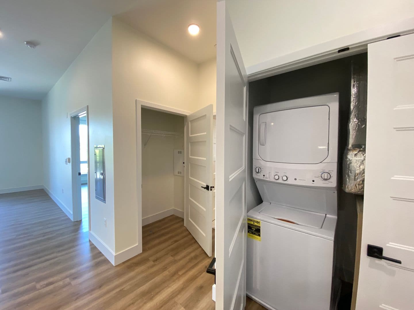 West Hartford Apartment: 1 Park Rd