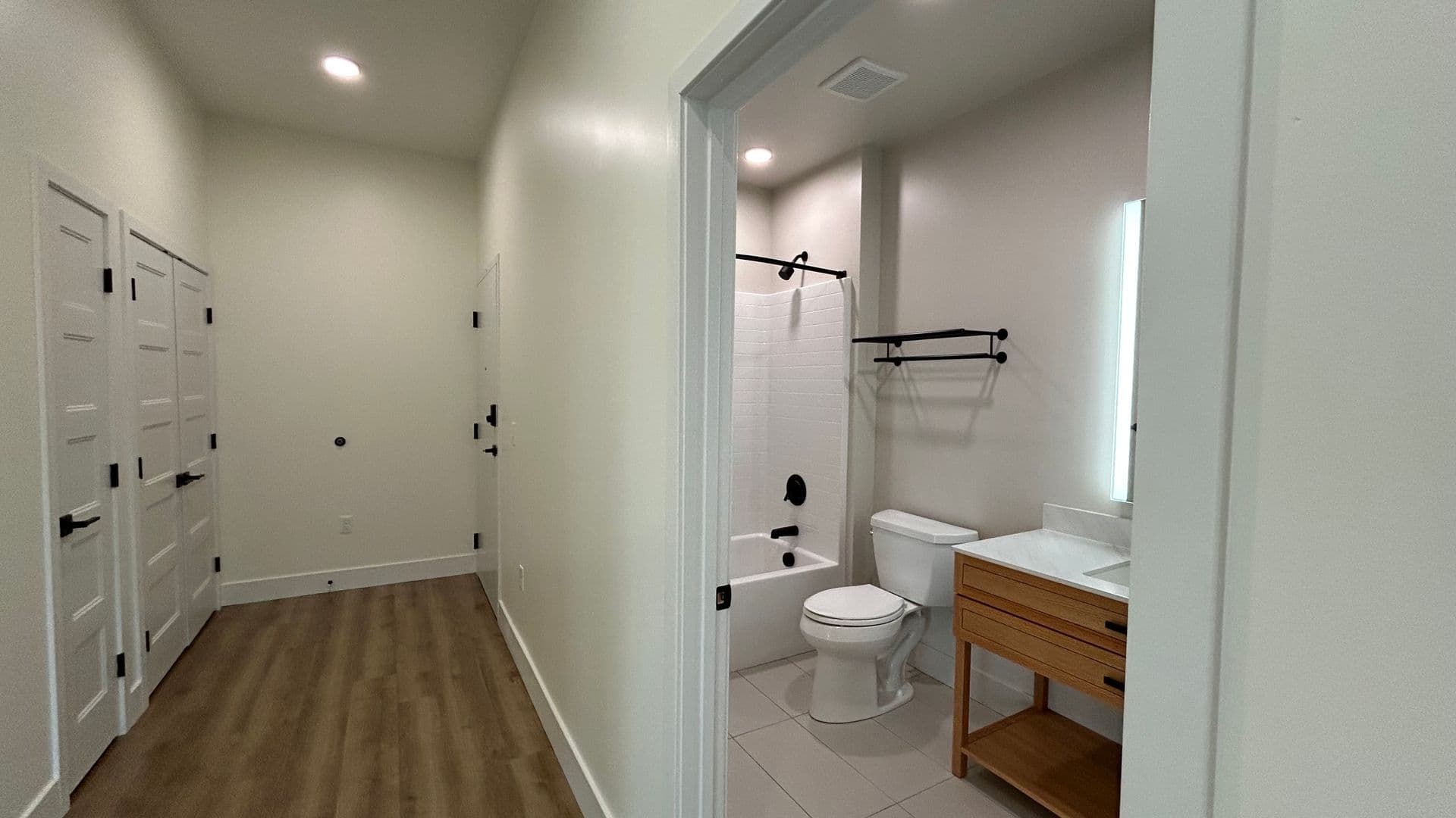 West Hartford Apartment: 1 Park Rd