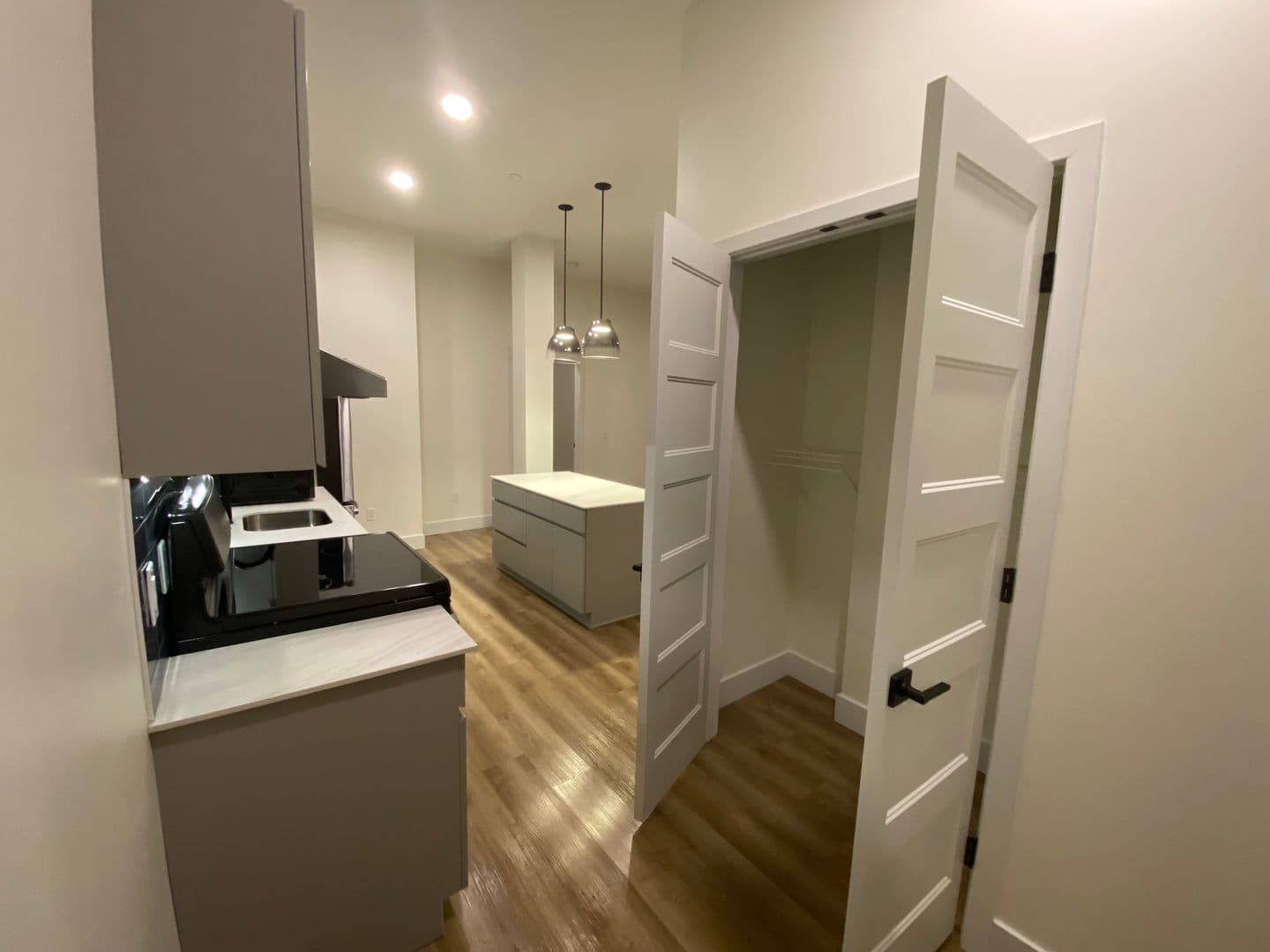 West Hartford Apartment: 1 Park Rd