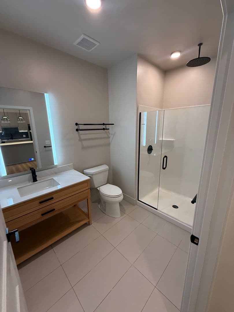West Hartford Apartment: 1 Park Rd
