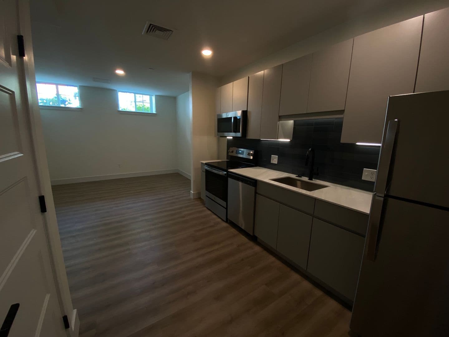 West Hartford Apartment: 1 Park Rd