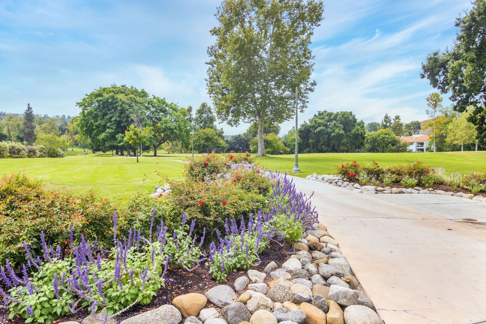 Calabasas Apartment: 23679 Park Capri #13