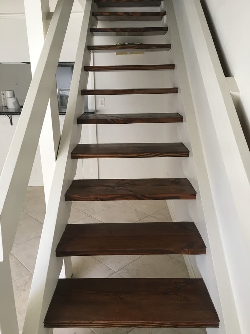 Carpenteria Condo: 130 Ash Avenue #8