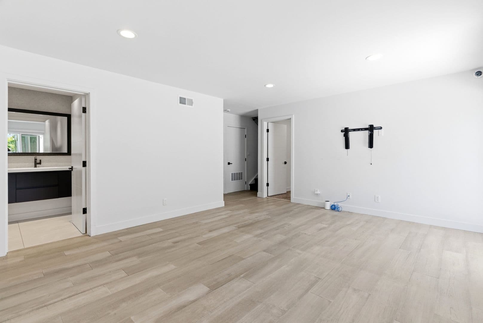 Calabasas House: 4520 Park Cordero